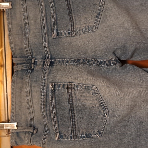 P&P Distressed Jeans - Picture 4 of 7